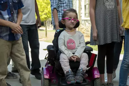 Raising Dion - galeria zdjęć - filmweb