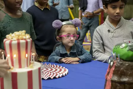 Raising Dion - galeria zdjęć - filmweb