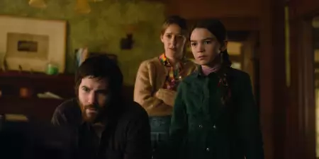 Home Before Dark - galeria zdjęć - filmweb