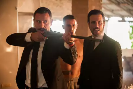 Giganci - galeria zdjęć - filmweb