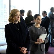 Succession - galeria zdjęć - filmweb