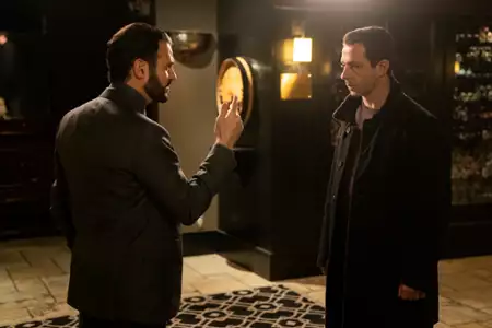 Sukcesja - galeria zdjęć - filmweb