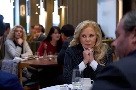 Cudowne życie - galeria zdjęć - filmweb