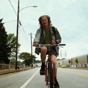 Bugonia - galeria zdjęć - filmweb