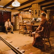 Bugonia - galeria zdjęć - filmweb