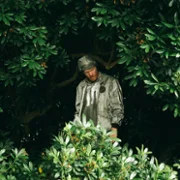 Bugonia - galeria zdjęć - filmweb