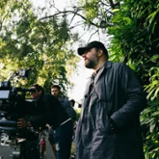 Bugonia - galeria zdjęć - filmweb