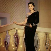 Dorwać Wattsa - galeria zdjęć - filmweb