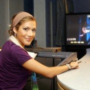Back to Gaya - galeria zdjęć - filmweb