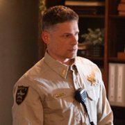 Matt Lauria w Sheriff Country