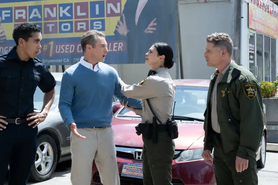 Sheriff Country - galeria zdjęć - filmweb