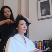 Bogaci ekspaci w Korei - galeria zdjęć - filmweb