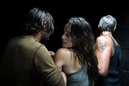 Captifs - galeria zdjęć - filmweb