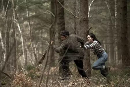 Ziemia i krew - galeria zdjęć - filmweb