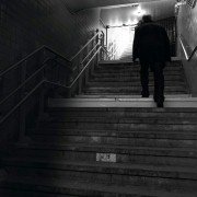 Louie - galeria zdjęć - filmweb