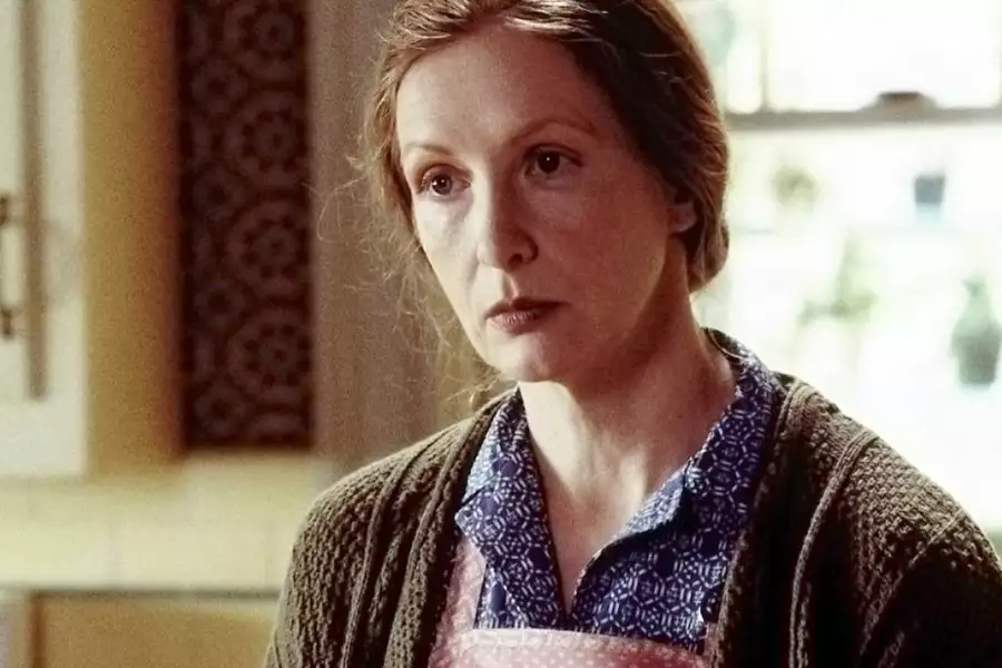 Sześć stóp pod ziemią - galeria zdjęć - filmweb
