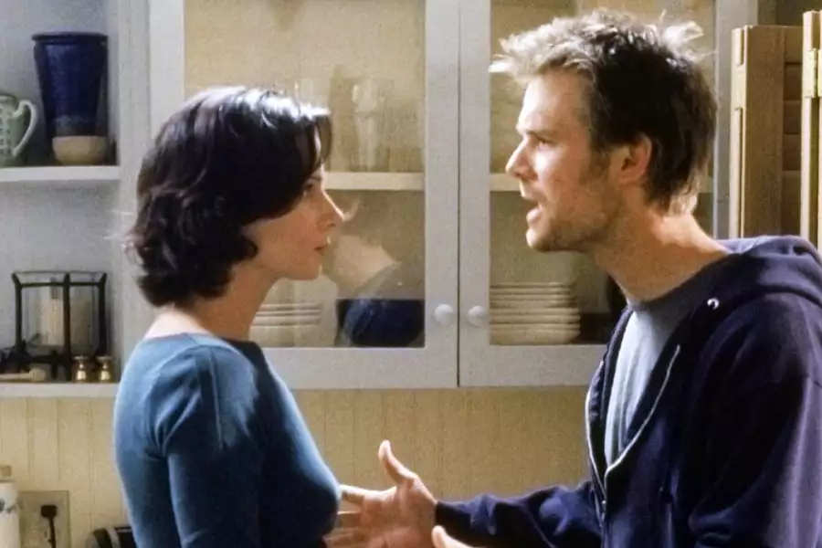 Sześć stóp pod ziemią - galeria zdjęć - filmweb