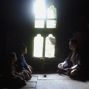 Mi&oacute;d dla dakini - galeria zdjęć - filmweb