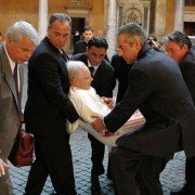Karol, un Papa rimasto uomo - galeria zdjęć - filmweb