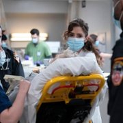 New Amsterdam - galeria zdjęć - filmweb