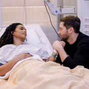 New Amsterdam - galeria zdjęć - filmweb