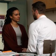 New Amsterdam - galeria zdjęć - filmweb