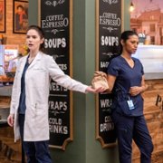 New Amsterdam - galeria zdjęć - filmweb