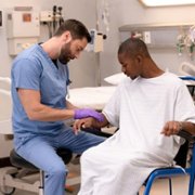 Szpital New Amsterdam - galeria zdjęć - filmweb