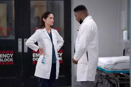 Szpital New Amsterdam - galeria zdjęć - filmweb