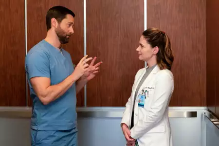 Szpital New Amsterdam - galeria zdjęć - filmweb