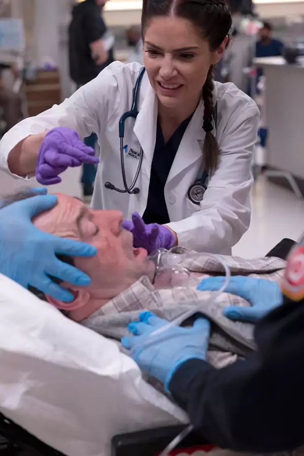 Szpital New Amsterdam - galeria zdjęć - filmweb