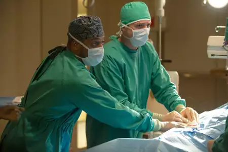 Szpital New Amsterdam - galeria zdjęć - filmweb