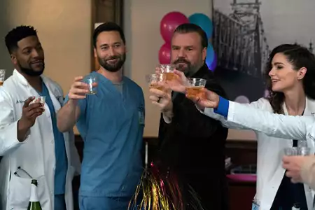 Szpital New Amsterdam - galeria zdjęć - filmweb
