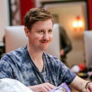 I Feel Bad - galeria zdjęć - filmweb