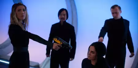 Altered Carbon - galeria zdjęć - filmweb