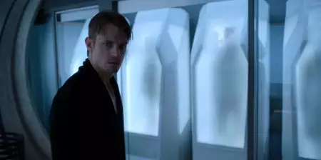 Altered Carbon - galeria zdjęć - filmweb