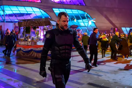 Altered Carbon - galeria zdjęć - filmweb