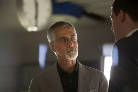 McMafia - galeria zdjęć - filmweb