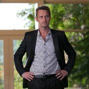 Crisis - galeria zdjęć - filmweb