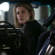 Crisis - galeria zdjęć - filmweb