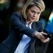 Crisis - galeria zdjęć - filmweb