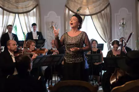 Niesamowita Marguerite - galeria zdjęć - filmweb
