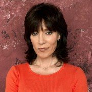 8 Simple Rules... for Dating My Teenage Daughter - galeria zdjęć - filmweb