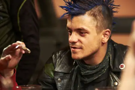 Cztery słońca - galeria zdjęć - filmweb