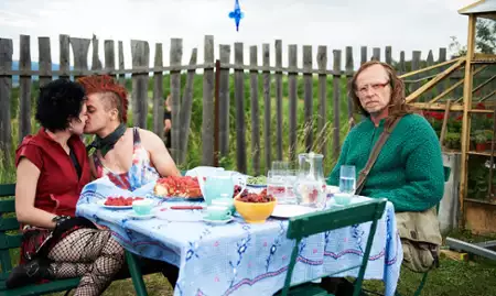 Cztery słońca - galeria zdjęć - filmweb