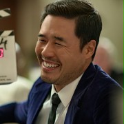 Randall Park w Chyba na pewno ty