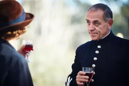 Zagadki kryminalne panny Fisher - galeria zdjęć - filmweb
