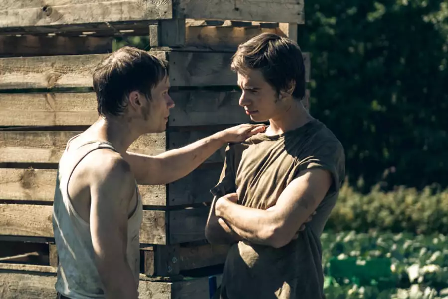 Okupowani - galeria zdjęć - filmweb