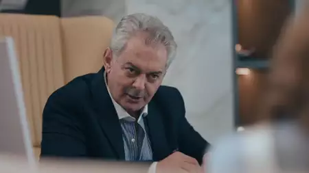 Transit - galeria zdjęć - filmweb