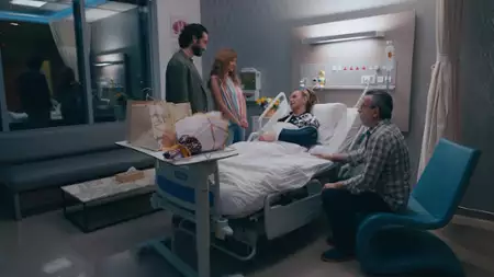 Transit - galeria zdjęć - filmweb